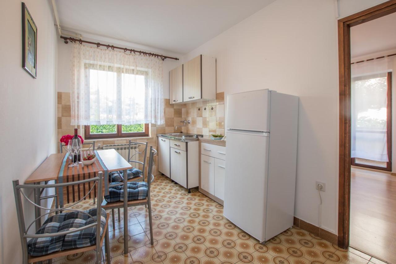 Apartments Nono Toni Пореч Екстериор снимка